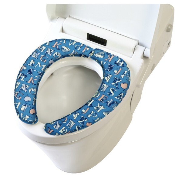 【クーポン最大600円OFF!】あす楽!!【送料無料】ムーミン アルファベット ブルー さらふわ便座シート ..