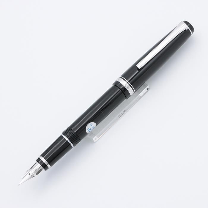 PILOT パイロット 万年筆 エラボー ブラック 軟細字 (樹脂軸)【中古-良品】【smtb-f】