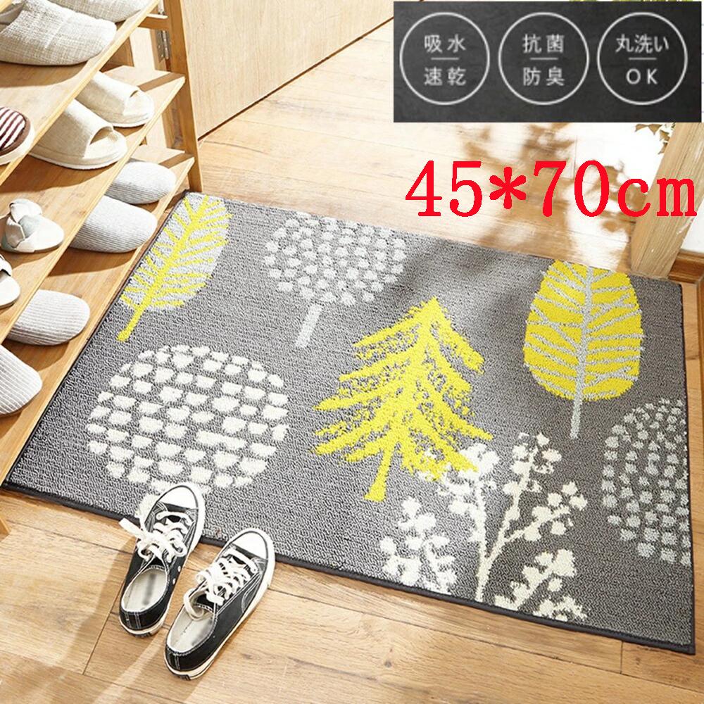 align="center">他のマットサイズはこちら◆◇◆人気の秘密◆◇◆玄関や台所、キッチンなど幅広いシーンでお使いいただけるラグマットです。パイルをしっかり植え込むソフトマットだから、足触りがふんわり、一年中心地いい足元に。パイルに速乾性?吸水性に優れたポリエステル繊維を使用、パイルの打ち込みもよく踏み心地も気持ちいいラグカーペットです。汚れたら洗濯機でガンガン洗えるので、いつでも清潔で気持ちよくお使いいただけます。寒い冬には、ホットカーペットや床暖房の上に敷いてもお使いいただけます。オールシーズンを通して活躍する、快適なグラマットとなっております。45×70cm 玄関マット キッチンマット 洗える ラグ 北欧 グレー リーフ 室内屋内用 滑り止め付 吸水速乾 ふわふわ ドアマット インテリア リビング バスルーム ベッドルーム 防ダニ 抗菌防臭 ホットカーペット対応 敬老の日 玄関マット ラグマット 屋内 大人かわいい おしゃれ"45×70cm 玄関マット キッチンマット 洗える ラグ 北欧 グレー リーフ 室内屋内用 滑り止め付 吸水速乾 ふわふわ ドアマット インテリア リビング バスルーム ベッドルーム 防ダニ 抗菌防臭 ホットカーペット対応 敬老の日 玄関マット ラグマット 屋内 大人かわいい おしゃれ"メーカー希望小売価格はメーカーカタログに基づいて掲載しています