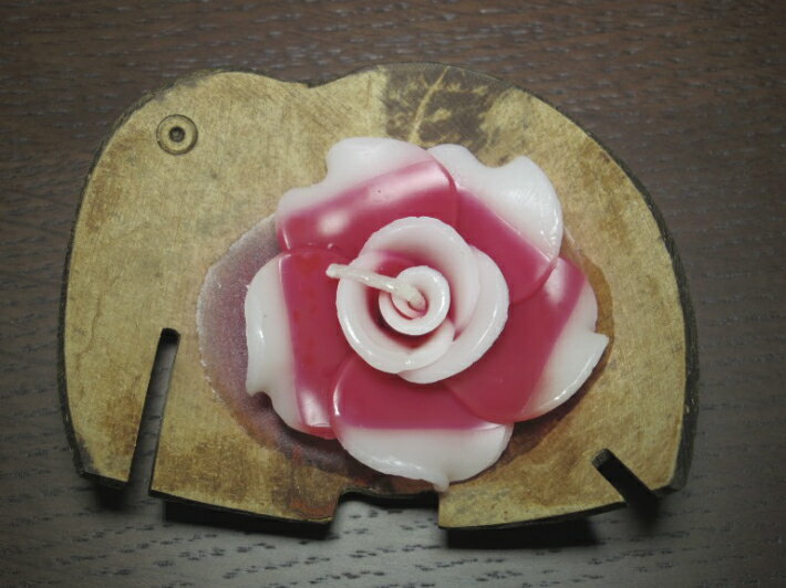 乐天商城 - アロマキャンドル象ココナッツ皿付　レッドローズ　キャンドルベース/ キャンドルホルダー/ キャンドルスタンド/ キャンドル立て/ キャンドル用品 /インテリア/ おしゃれ/ デザイン /木製/ 小物雑貨/癒し/インテリア/エスニック/おしゃれ/タイ雑貨