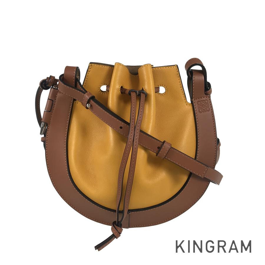 ロエベ LOEWE ホースシュー レザー ショルダーバッグ fto【中古】