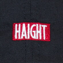 HAIGHTのボックスロゴを刺繍で落とし込んだボールキャップ