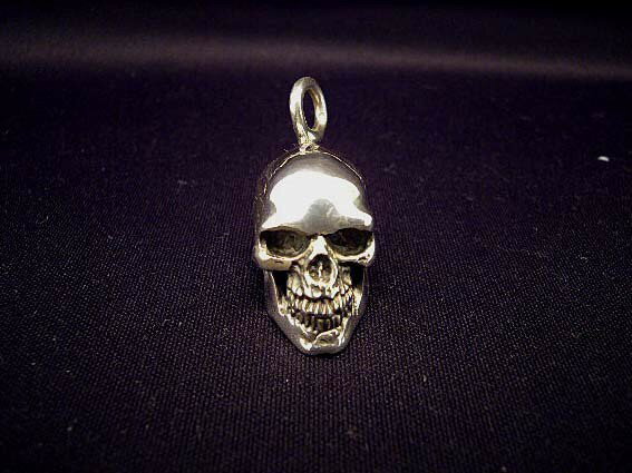クレイジーピッグ　CRAZY PIG DESIGNS　SOLID SKULL ソリッドスカルペンダント【トップのみ】#703