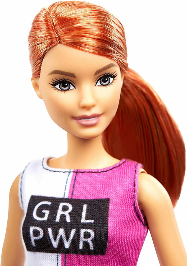 バービー フィットネスドール＆アクセサリーセット [Barbie Fitness Doll, Red-Haired, with Puppy and 9 Accessories /Mattel/GJG57 /人形 かばん アクセサリー ペット]