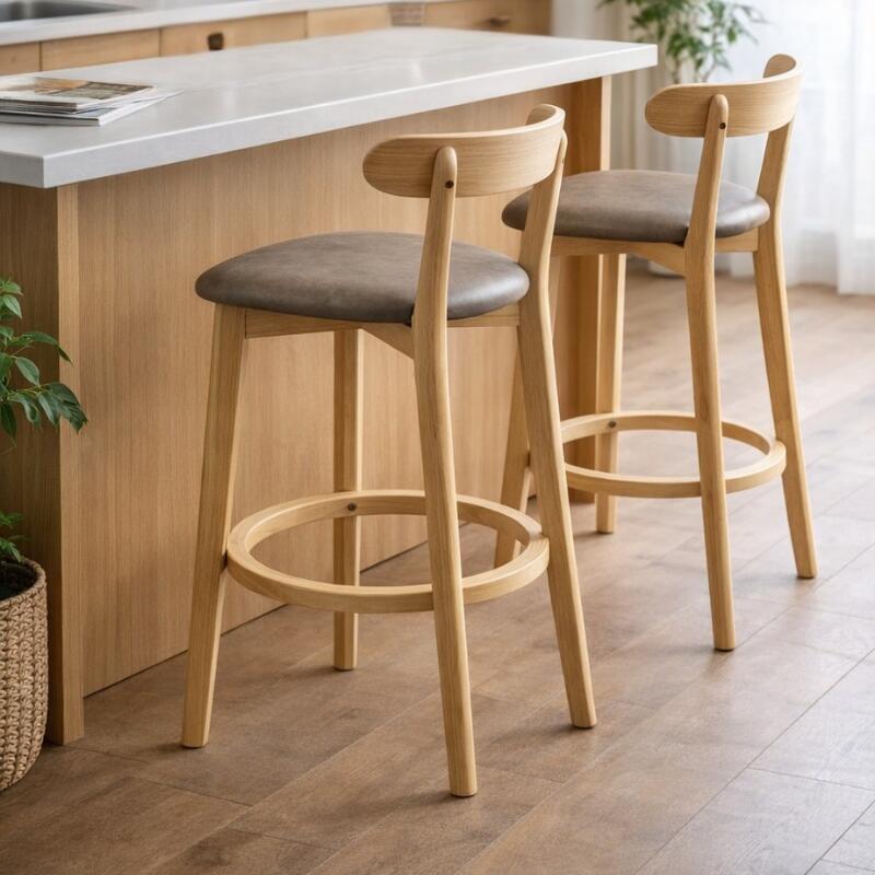 商品名 カウンターチェア×1 素材 【脚部】無垢材 　 【座面】ファブリック、合皮 　 【クッション材】ウレタンフォーム 　 サイズ 【座面高】約61cm、71cm、81cm 【本体】幅約40cm×高さ約81/91/101cm 備考 組立式（約10分） ＊弊社は環境へ配慮、印刷物削減活動を取り込んでいるため、[取立説明書]は同梱しておりません。商品ページの説明書をご参照ください。 商品特徴 ★ウレタンフォームをたっぷり詰めた座面、程よい弾力性でよりフィット感の増す快適な座り心地に、長時間座っても疲れにくい、快適な座り心地に仕上げました。 ★ 丸みのあるシルエットで柔らかい表情に、温もりある天然木ダイニングにビッタリ、見た目にもゆったりと落ち着ける空間づくり。 ★ レトロ風背もたれ付きスツール、オークの天然木を生かしたハイスツールを、可愛らしいカタチで表現しました。オーク本来の風合いが素朴な雰囲気を生み、気取らないスローな空間を演出してくれます。 用途 リビングルーム、キッチン、レストラン、バー、カフェ、パーティー、宴会、結婚披露宴など 注意事項 ＊天然の木材を使用しているため、節や木目、色合いに若干の個体差がございます。 ＊海外輸入品のため、パッケージに汚れ・破れ、傷やへこみがある場合がございます。本体には問題ございませんので、予めご了承くださいませ。 ※商品のデザイン、仕様、外観、価格は予告なく変更する場合がありますのでご了承ください。 ★上記の理由による返品・交換は承れませんので予めご了承下さい。