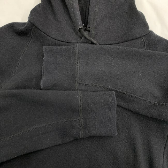 【中古】　AIR JORDAN NIKE　パーカー　プルオーバー　長袖　フーディ　トップス　裏起毛　無地　ワンポイント　ブランドロゴ　刺しゅう　サイドポケット　スポーツ　古着