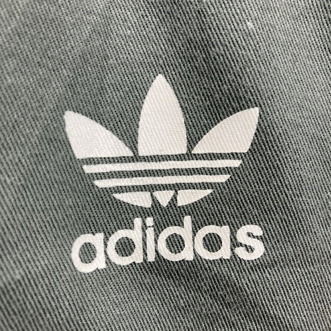 adidas　綿パン　チノパン　カジュアルパンツ　ボトムス　コットン　無地　ジップフライ　ワンポイント　トレフォイルロゴ　プリント　スポーツ　古着