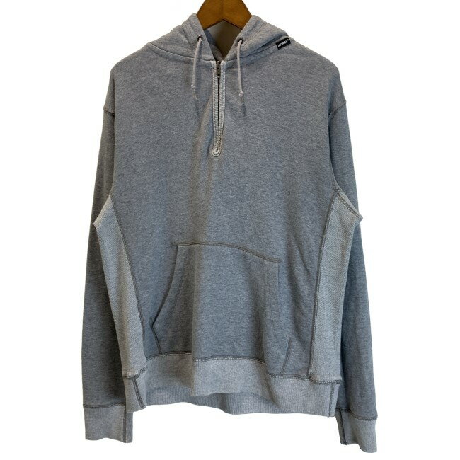 【中古】　AVIREX　パーカー　プルオーバー　トップス　ハーフジップ　フード　裏毛　無地　アメカジ　古着