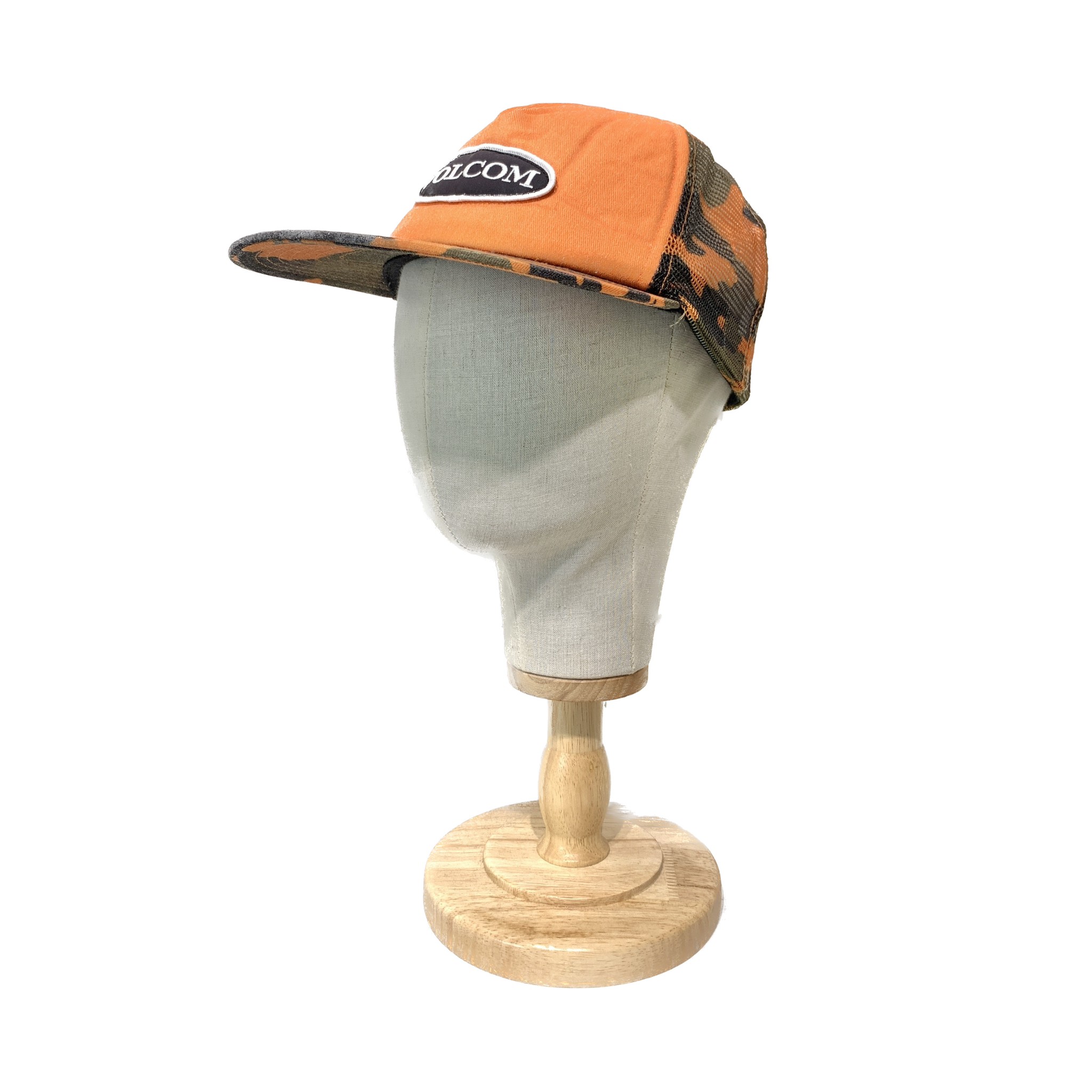 【中古】 VOLCOM メッシュキャップ 帽子 Old Patch Cheese Hat 迷彩 カモフラージュ柄 ワッペン メッシュ スナップバック 古着