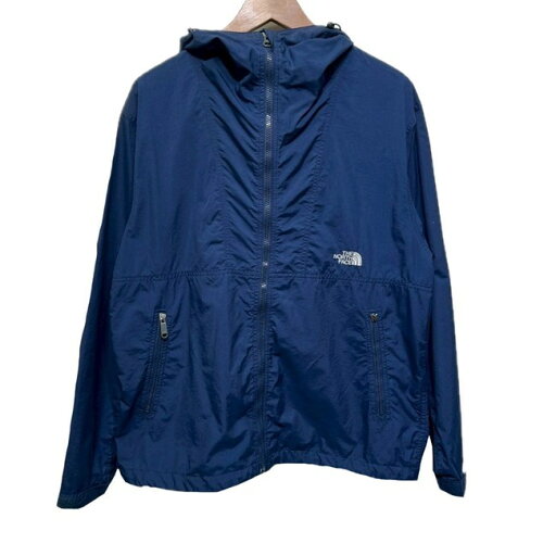 THE NORTH FACE ナイロンジャンパー マウンテンパーカー アウター フード フルジップ 無地 ワンポイント ブランドロゴ 刺しゅう アウトドア 古着 THE NORTH FACE ナイロンジャンパー マウンテンパーカー アウター フード フルジップ 無地 ワンポイント ブランドロゴ 刺しゅう アウトドア 古着