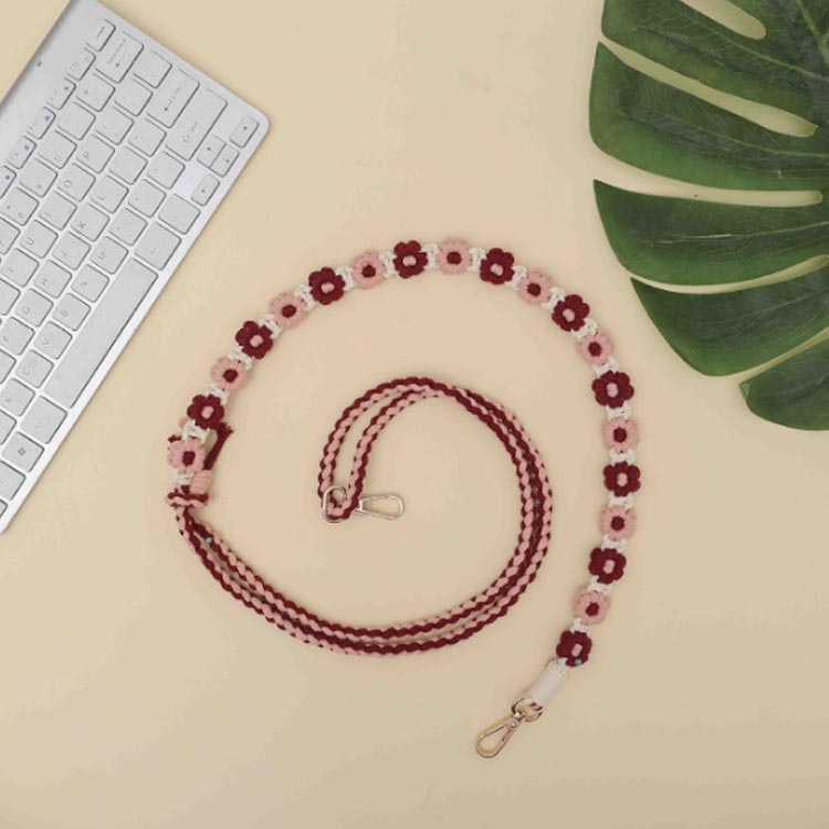 キンキの韓国風 スマホショルダー スマホショルダーストラップ マクラメ編み 調整可 ストラップ ロング 肩掛け 可愛い スマホ 手編み 韓国風 ストラップ ショルダーストラップ 紐 斜めがけ 手作り 花｜アングル2