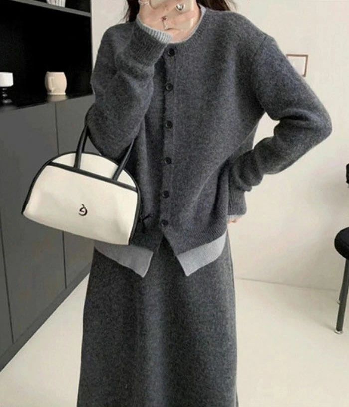 ニットセットアップ パンツ レディース レイヤード風 柔らかい セットアップ スカート スカートスーツ オーバー 秋冬 40代 30代 カジュアル 重ね着風 脚長効果 長袖 ゆったり 保温性 暖かめ 体型カバー 着?せ効果 無地 通勤 入園式 送料無料