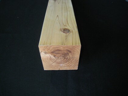 杉（スギ）柱材　群馬県産木材【長さ3.0m×厚さ10.5cm×巾10.5cm】無垢材　人工乾燥材　杉柱 2