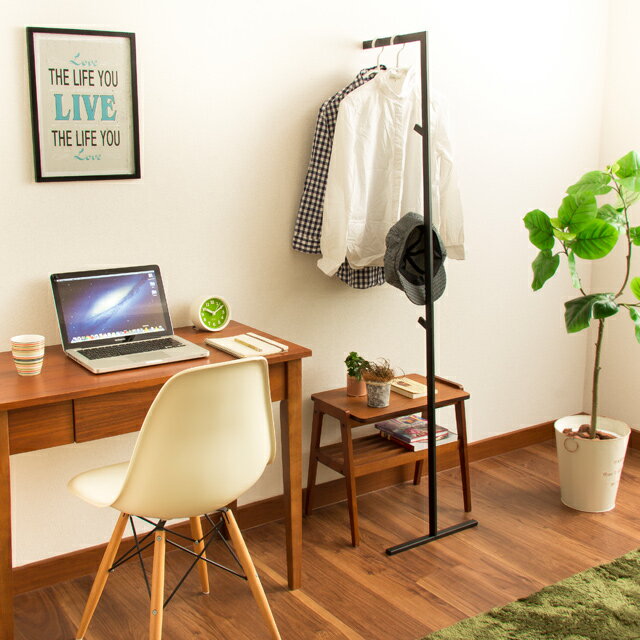 【365日出荷】 スリム コートハンガー LINE ライン ホワイト ブラック 02767 02768 スチール 組立式 ポールハンガー ハンガーラック おしゃ...