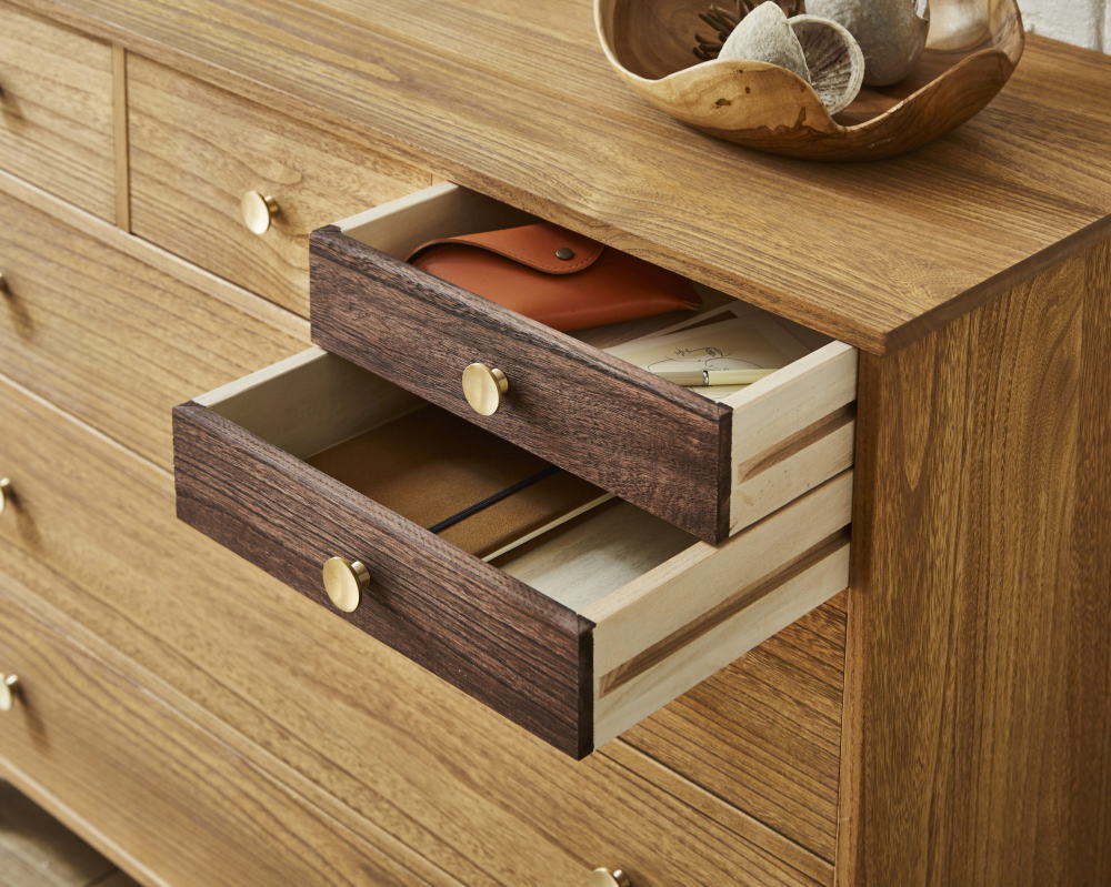 脚付き桐チェスト タンス 桐箪笥 コパ COPA 幅100cm 4段 5段 ローチェスト ミドルチェスト 脚付き 引出し 収納 真鍮取っ手 天然木 桐 シンプル モダン ツートン ワンポイント ナチュラル ブラウン 国産 日本製 開梱・設置サービス【smtb-KD】