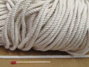 【綿タコ糸20／90（30号・かせ）】　しっかりした綿糸をお探しの方にオススメ。強撚でさらっとした手ざわりの糸です。 その1