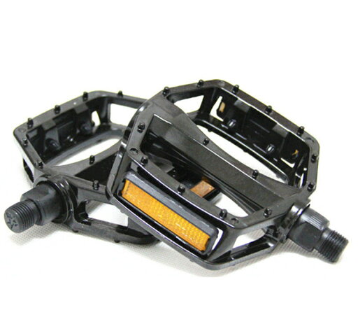 子供用自転車ペダル、12MM 米式ペダル 滑り止めフットレストボールベアリングは、安全警告リフレクター付きの子供用自転車ペダルを広げます 子供用自転車ペダル、12MM 米式ペダル 滑り止めフットレストボールベアリングは、安全警告リフレクター付きの子供用自転車ペダルを広げます