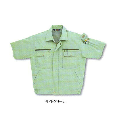 作業服 BC820XL4L〜5L他のサイズを選ぶ●● 商品説明●春夏用●素材：綿60％・ポリエステル40％●ストレッチ、帯電防止素材、グリーン系●サイズ：S（着丈/60、肩巾/46、袖丈/23、胸囲/108）、M（着丈/62、肩巾/48、袖丈/24、胸囲/112）、L（着丈/64、肩巾/50、袖丈/25、胸囲/116）、LL（着丈/66、肩巾/52、袖丈/26、胸囲/120）、XL（着丈/68、肩巾/54、袖丈/27、胸囲/124）、4L（着丈/68、肩巾/56、袖丈/28、胸囲/132）、5L（着丈/68、肩巾/58、袖丈/28、胸囲/140）●カラー：ライトグリーン、ティリアンブルー、アイボリー、シェイドグリーン、ペールグレー●機能：背中ノーフォーク、三角スケールも入る左袖ペン差し付、天蓋付Wポケット、背裏メッシュ、左胸ペン差し付●ファスナー/フロント：金属、ポケット：金属●ボタン/金属商品仕様●高い収納力を実現する豊富なポケット。ストレッチ性に優れ、作業も快適。●のびRON●微妙な動きにもスムーズに伸びて、伸縮回復性も抜群●綿の自然な肌ざわりとマイクロポリエステルの機能性が調和し、ソフトなドレープと美しい光沢を両立●通常の洗濯でもほとんど変わらない伸縮効果1001820コーディネイト商品長袖ブルゾンBC821ツータックパンツBC824ツータックカーゴパンツBC825半袖シャツBC827長袖シャツBC829脇ゴムツータックパンツBC826脇ゴムツータックカーゴパンツBC828