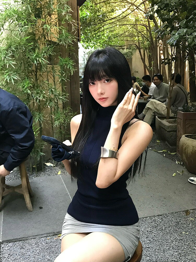 樂天商城 - ギャル系セットアップ レディース 夏 ノースリーブ ニットトップス 半ハイネック サマーニット タイトトップス 深ブルー 修身 韓国ファッション ギャル系 セクシー 無地 着痩せ ストレッチ おしゃれ デザイン感 大人カジュアル インナー 重ね着 春 夏 秋 細見え 美シルエット