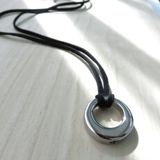 メモリアルペンダントネックレスメンズレディースユニセックスリング円形記念用品ステンレスジュエリーペット遺骨ペンダントロケットキーホルダー手元供養クリスマス遺骨アクセサリー防水対応金属アレルギー対応