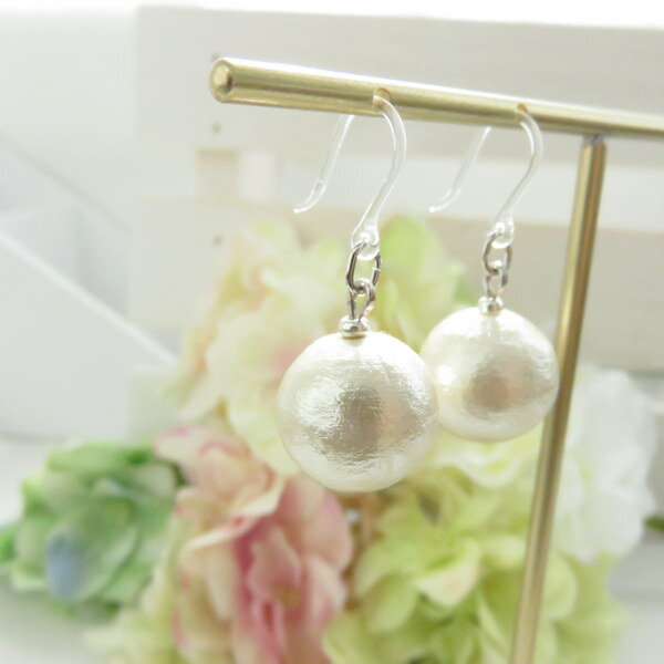 コットンパール シンプル ピアス 日本製 12mm金属アレルギー対応 樹脂ポスト 結婚式 プレゼント 発表会 卒業卒園 入学 入園 レディース メール便送料無料【人気】 クリスマス