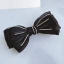 5月下旬再入荷予定 大きめリボンで頭周りを小さく見せてくれるシンプルガーリーなリボンバレッタ 清楚で華奢な女性を演出 シンプルで合わせやすく、フォーマルな場面な...