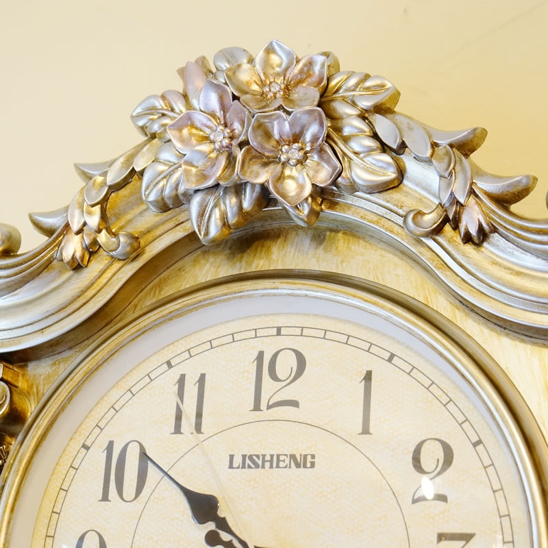 ビクトリアンパレス ドゥオーモ 掛け時計 ゴールド クォーツ アンティーク雑貨 輸入雑貨 クラシック おしゃれ時計 インテリア 雑貨 アンティーク [売れ筋] フランス雑貨 インテリア 雑貨 アンティーク おしゃれ 置物 アンティーク 小物 [2]