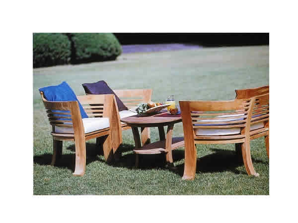 ガーデンファニチャー ロマンティックテーブル4点セット おしゃれ 庭 ガーデニング 家具 パイ ン木製ベンチ アイアン スクリーン プランター 飾り パラソル