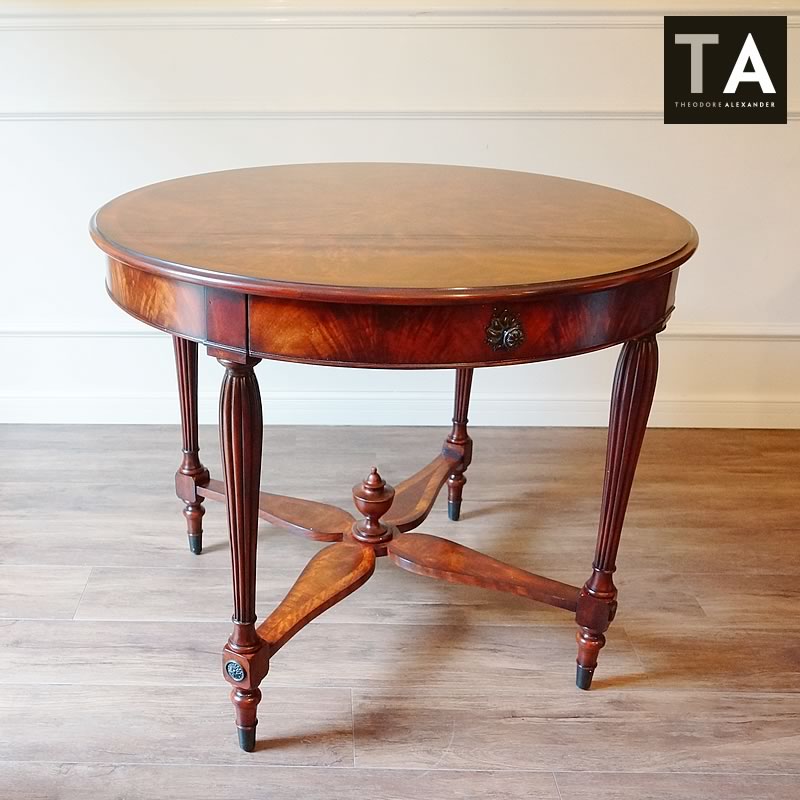 アレキサンダー社 ダイニングテーブル 丸テーブル 引出し付 数量限定 人気 おしゃれアメリカ家具 アンティーク家具 最高級 家具 クラシック家具 アンティーク雑...