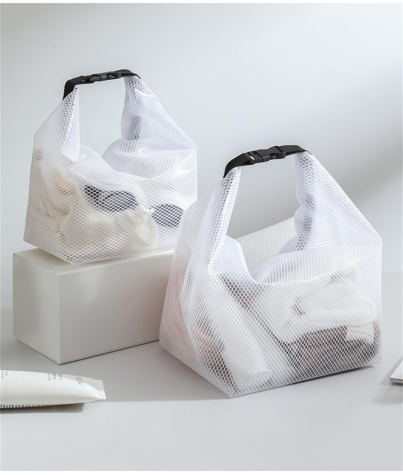 ビニールバッグ ビニール袋 クリアバッグ トートバッグ 手提げバッグ 手提げ袋 防水 肩掛け 大きめ 透明 大容量 海水浴 化粧品 コスメ入れ 通勤 旅行 着換え収納 温泉 多機能