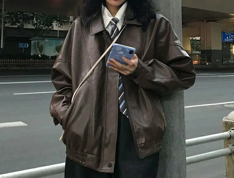 人气新作韓国ファッション韓国版大人気レトロブラウンの革ジャン女春秋のゆったり革ジャンかっこいい機..