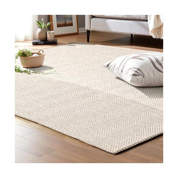 ラグ 春 夏 オールシーズン適用 素肌にやさしい 床暖房対応 床保護 転倒を防ぐ 3畳 ベージュ