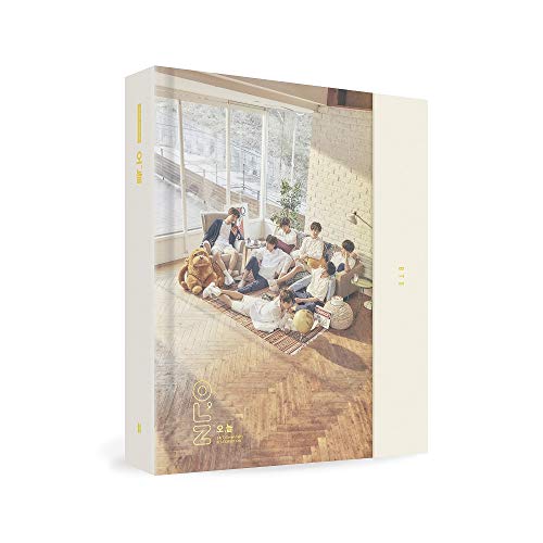 楽天kirari防弾少年団 - 2018 BTS EXHIBITION BOOK Photobook+7Photos+Sticker KPOP MARKET特典: 追加特典フォトカードセット 韓国盤