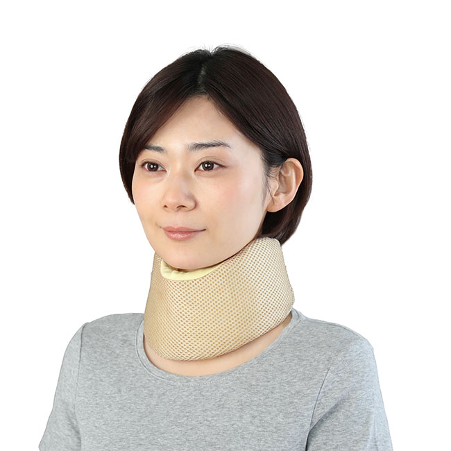 おやすみネックピロー 首肩らーく[ネックピロー 普段使い 自宅 首枕 肩 首 痛い 楽 リラックス 枕 ピロー 就寝時 寝るとき 楽な姿勢 姿勢が楽 睡眠 つけるだけ 頭 固定 支える サイズ調節 健康グッズ 寝苦しい 夜 夜間 癒し サポート 男性 女性 男女兼用]