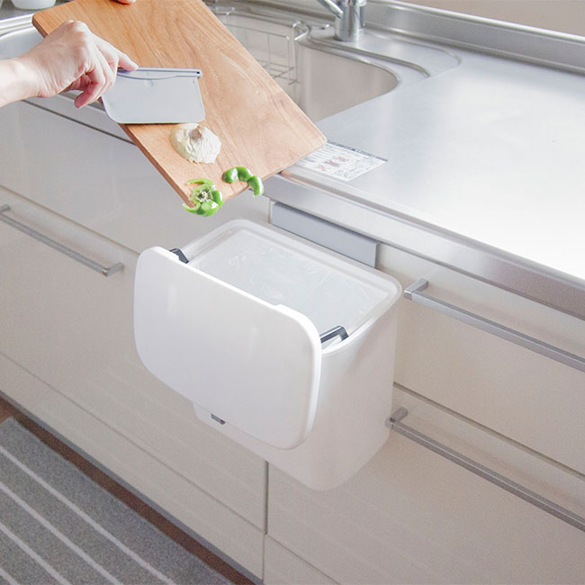 SHELLPAKA スライド式のフタ付きダストボックス 7L[生ゴミ ごみ箱 ゴミ箱 キッチン用 キッチンゴミ箱 生ごみ レジ袋 調理 シンク 引っ掛け ダスト...