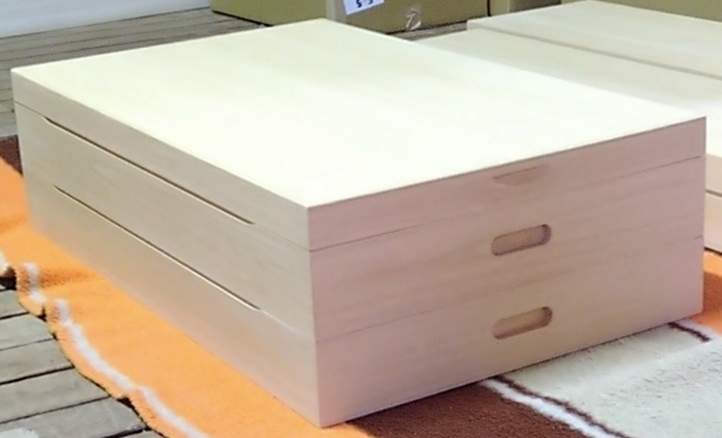 桐衣装箱木製国産シンプル装束神社総桐衣装箱2段重ね製造直売商品番号7913