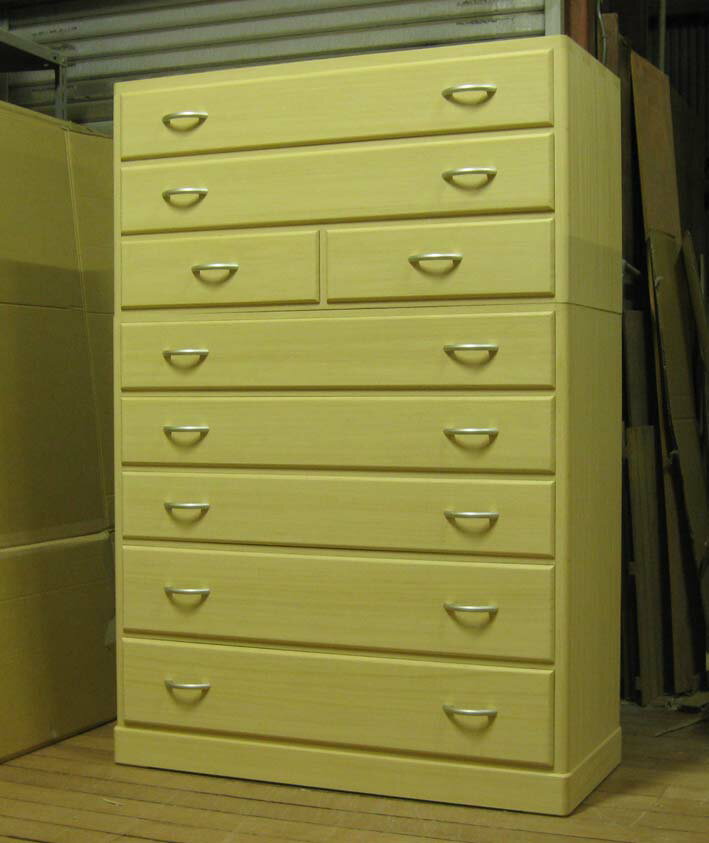 桐たんす和モダン桐タンス桐箪笥着物収納洋風チェストたんす　洋間にも和室にもお洒落に。総桐整理箪笥8段9杯(2段重ね式・レール付）製造直売　日本製　商品番号　6681