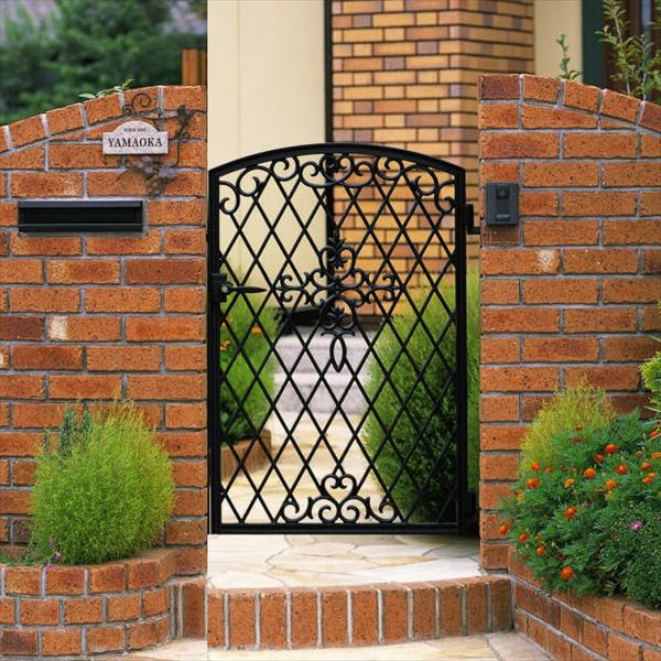 【送料無料】三協アルミ 門扉 ファンセル 1型 片開きセット 門柱タイプ 0812 ブラック『ゲート 部材 ガ..