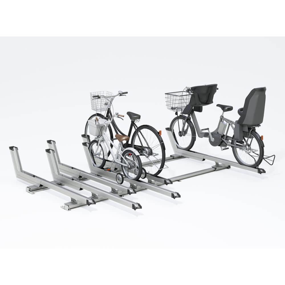 商品番号20302901メーカーダイケンサイズ幅 4600.0mm × 奥行き 2343.0mm × 高さ 421.0mm通常納期14日後以降発送（要問合せ）素材アルミ収納目安台数（台）12配送区分5※商品により配送可能エリアが異なります。配送エリア表をご覧ください。工事対応この商品は工事を承っておりません。2本レール設計により設置面への安定度が高く、スムーズなラック走行を実現。本体には対候性に優れたアルミ製を採用。子乗せ電動アシスト自転車から幼児用自転車まで、様々な自転車が収納できます。収納可能自転車質量：40kg以下タイヤ径：12〜28インチタイヤ幅：55mm以下全長：1900mm以下ハンドル幅：600mm以下全高：1100mm以下（上段ラックとの組み合わせの場合のみ）備考●12インチ以上の自転車の標準サイズで設定されています。●自転車のサイズや形状により、収納できない場合があります。●自重が40kgを超える自転車は収納しないでください。●後カゴ付自転車が連続して収納になる場合は、うまく収納できない場合があります。●上段ラックを併設した場合、全高を超える自転車は収納できません。　