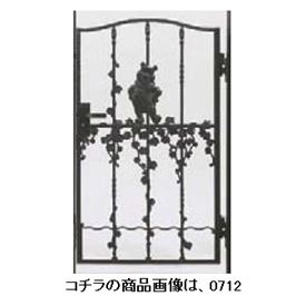 商品番号21184601メーカーリクシルサイズ幅 600.0mm × 高さ 1200.0mmカラーブラック通常納期14日後以降発送（要問合せ）用途片開き素材アルミ配送区分1※商品により配送可能エリアが異なります。配送エリア表をご覧ください。工事対応この商品は工事を承っておりません。デザインバリエーションは、キャラクターのモチーフを施した10タイプ。モチーフ入りのポリカーボネートパネルを組み込んだタイプもご用意しました。備考●セット価格はZCK型錠での価格となっております。●商品は組立時に内開き・外開きの変更が可能です※サイズ（幅）は扉部分のみの合計寸法となります（例：両開きの場合、扉2枚分の寸法）。柱の外〜外までの寸法とは異なります。