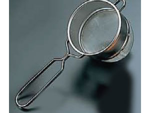 サイズ：(直径)80mm×(H)80mm×(全長)205mm