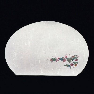 【仕様】 縦×横：370×335mm 絵柄の位置：右下 お料理をひきたて、器にやさしい和紙シリーズ 尺3半月四季懐石まっと(50枚入) ●尺3半月盆に適用できます。 ●無蛍光雲竜和紙を使用しております。