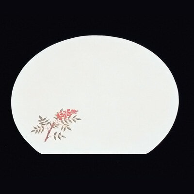 【仕様】 縦×横：370×335mm 絵柄の位置：左下 四季の趣きを大切にしたお料理を、さらに引き立てます。 尺3半月枯淡懐石まっと(100枚入) ●尺3半月盆に適用できます。 ●無蛍光雲竜和紙を使用しております。