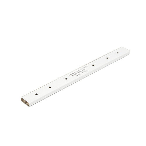 規格:A4用薄口外寸:縦297×横25×厚10mm穴数:6穴穴径:5mm穴間隔:34-46-80-46-34mm材質:中芯ダンボール,古紙70%使用 ■メーカー希望小売価格はメーカーカタログに基づいて掲載しています