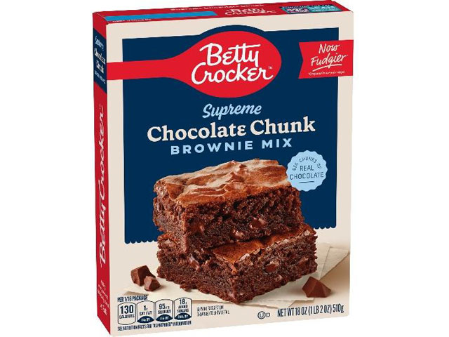 アメリカで長く親しまれている伝統的なブラウニーケーキです。 必要な材料は、本品の他に卵と植物油をご用意いただくだけです。1箱で約23cm×23cmの角型ブラウニーが1台出来上がります。 内容量　462g 原産国名　アメリカ 原材料名　砂糖、小麦粉、コーンシロップ、ココアパウダー、植物油、キャロブパウダー、コーンスターチ、食塩／香料、（一部に小麦を含む） 保存方法　高温多湿、直射日光を避けて保存してください。 「商品についてのお問い合わせ」ボタンからお気軽に、次回入荷時期、必要ご注文数などをご相談ください。輸入食料品について。パッケージが変更されて輸入される場合があります。その場合、商品画像と違うパッケージのものをお届けする場合があります。