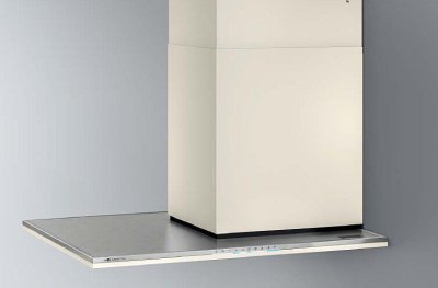 ※お取り寄せ商品につき、お届けまでに14営業日前後(土日祝休日)かかります。メーカー都合によっては納期がかかる場合があります。 ※ダクトカバー付きの価格となります。 ●間口：90cm ●高さ60cm〜90cm ※調整ダクトカバー使用時 ●ダクトカバー付属 ●テクスチャーローマホワイト ●オイルスマッシャー ●LED照明調光手動切替 ●親水系コート ●ファンシークリーン ●風量おまかせ運転 ●LED照明色温度自動追従/手動切替 ●オプティカルスイッチ ●スイッチ部 スイッチ全体が点灯しながら、運転状況を表示。 ※オーダーカラーをご希望の方は別途お問合せ下さい。 特注対応のため、納期が1カ月程度かかります。 ※2023年Rev.10のカタログ等に掲載情報です。