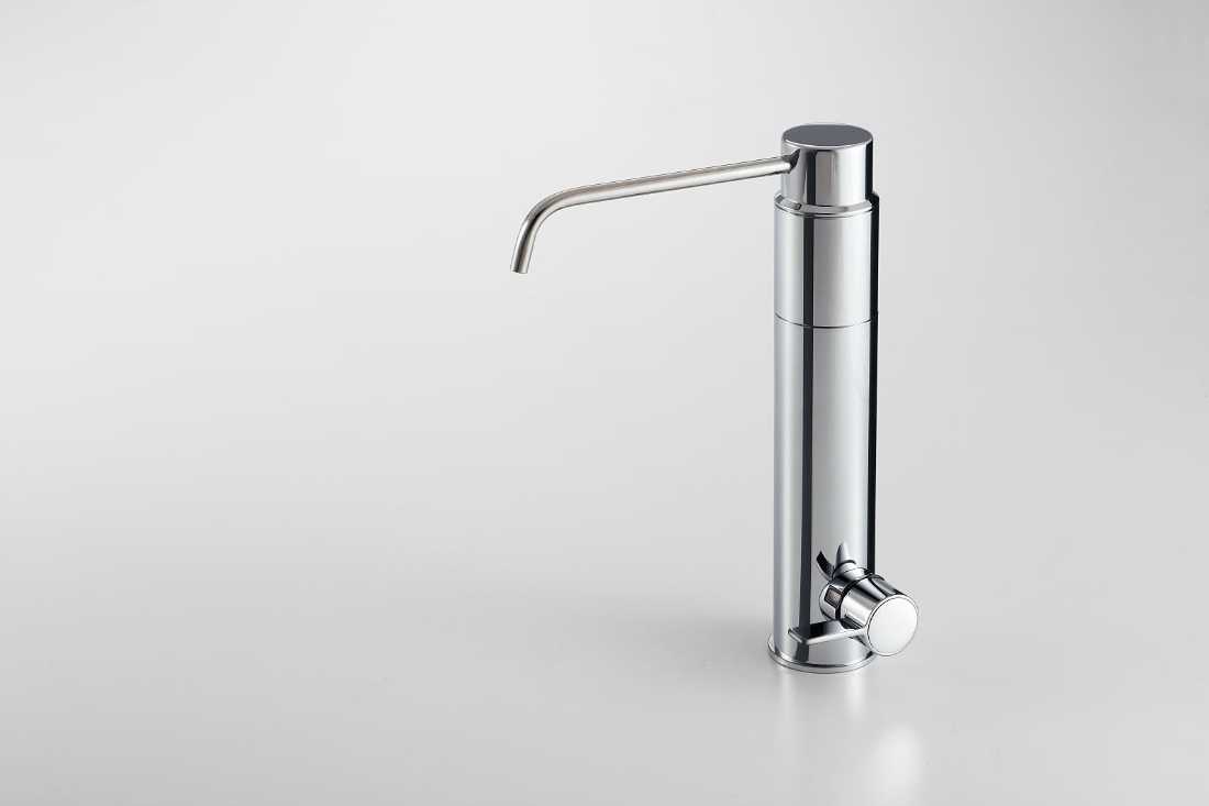 浄水器　一般地用　 KVK製（Panasonic）JUAK1600PC　浄水器専用水栓（浄水カートリ...