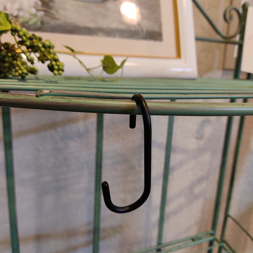 バーティカルフックS (BK)　壁 に まっすぐ かけられる アイアンフック POSH LIVING マット ブラック 黒 S字フック アイアン ロートアイアン フック　ナチュラル雑貨 収納 キッチン ガーデニング　 おしゃれ かわいい シンプル シングル 吊り下げ 掛ける 収納 63406