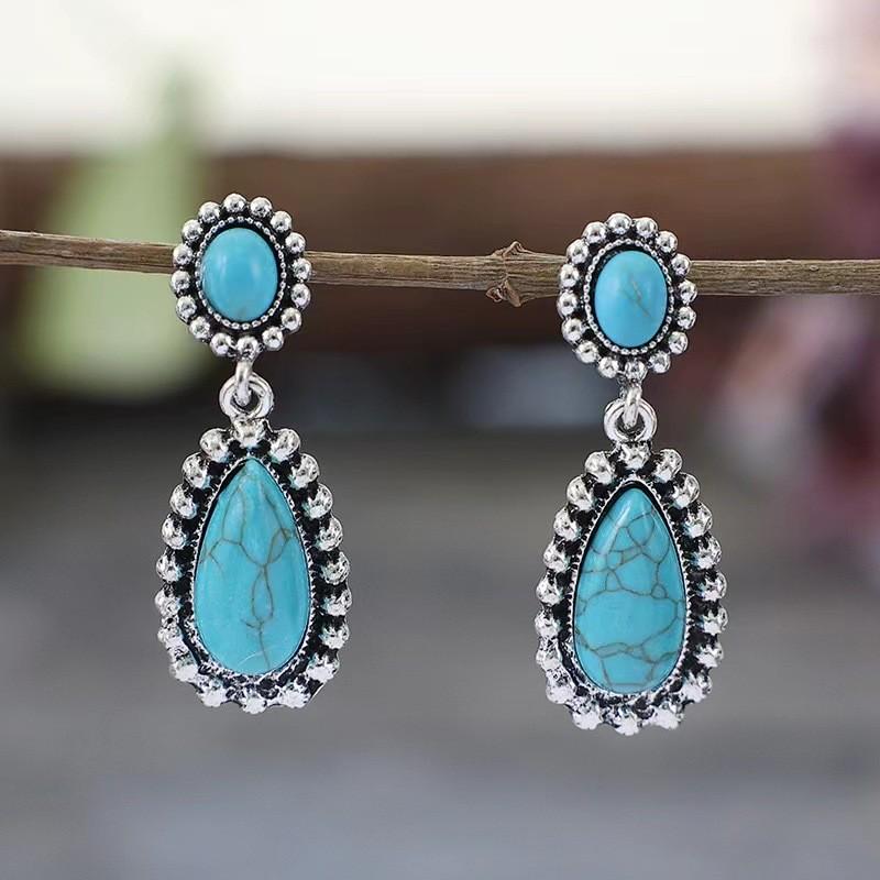 耳飾り レディース ターコイズ 緑松石 植物 葉 蔓 リーフ ボタニカル モチーフ アンティークシルバー 古銀色 ラインストーン ジルコニア ピアス イヤリング 個性的 エスニック 普段使い お出かけ