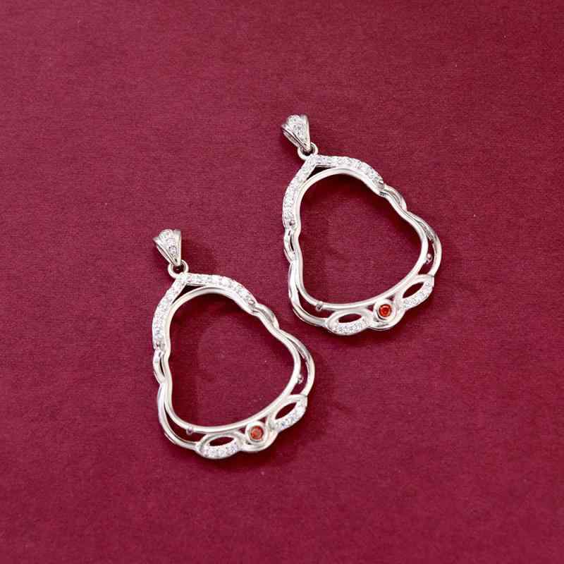 ペンダントトップ S925シルバー プラチナ仕上げ 仏モチーフ 空枠 石なし 上品 おしゃれ 電気メッキ加工 プラチナカラー 19mm対応 ハンドメイド DIY 手作り アクセサリーパーツ ジュエリー素材